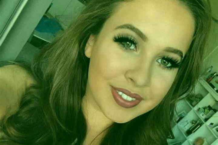 Sadie, 36, a brunette amber-eyed european companion based in Saaxo. Offering Party Girl, Striptease, Fetish, Overnight. Available for incall and outcall, day...