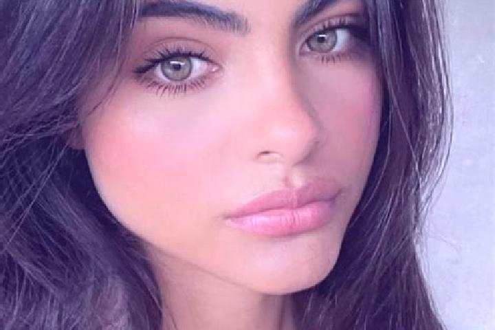 Sadie, 36, a brunette green-eyed caucasian companion based in West Arnhem. Offering Striptease, Girlfriend Experience, 69. Available for incall and outcall, ...
