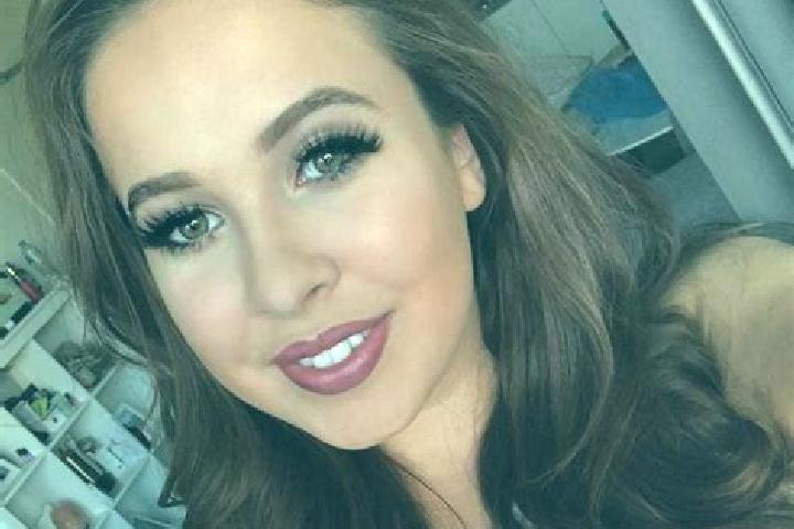 Sadie, 36, a chestnut blue-eyed mediterranean companion based in Manati. Offering Massage, Erotic Massage, Couples, Party Girl, Deep French Kissing. Availabl...