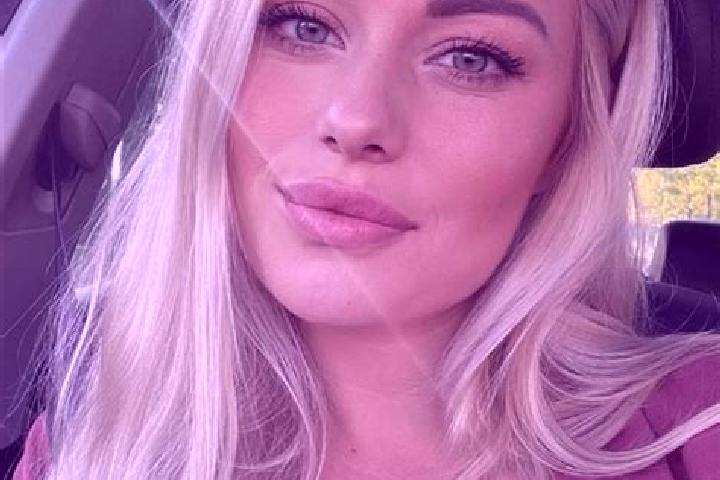Sadie, 36, a dark blonde hazel-eyed mediterranean companion based in Torondoy. Offering Couples, Travel Companion, Fetish. Available for incall and outcall, ...