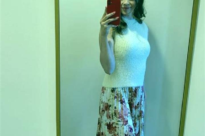 Sadie, 36 — Escort in Kalenyky, Ukraine