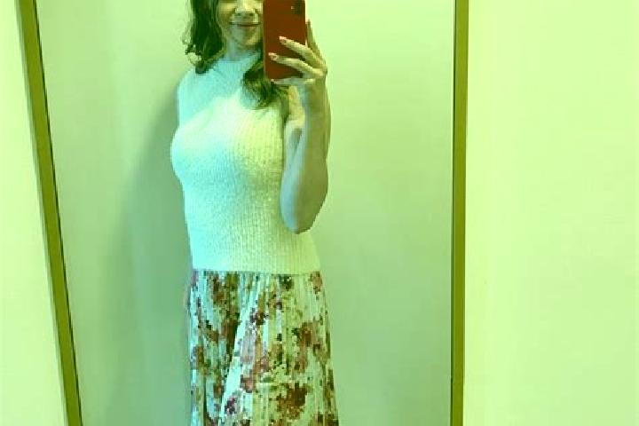 Sadie, 36 — Escort in Puklice, Czech Republic