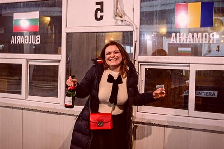 Sadie, 36 — Escort in Zaboloteni, Romania
