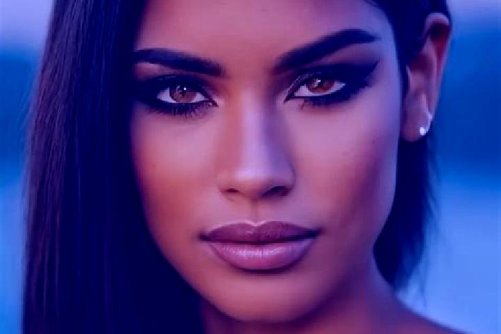 Sadie, 37, a black green-eyed latina companion based in Kuleqi. Offering GFE, Tantra, Striptease. Available for incall and outcall, overnight bookings availa...