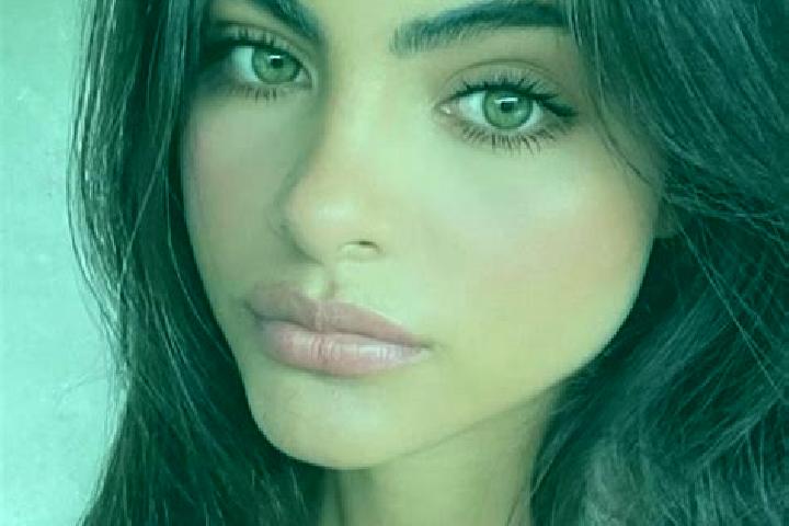 Sadie, 37, a brunette green-eyed caucasian companion based in Khvastovichi. Offering Couples, Tantra, Striptease, OWO. Available for incall and outcall, over...