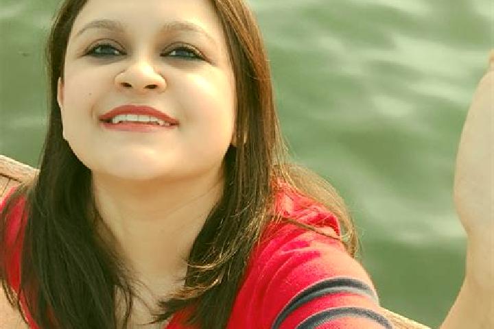 Sadie, 38 — Escort in Calcutta, United States