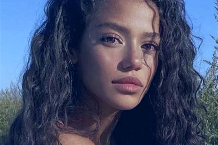 Sadie, 39, a black blue-eyed latina companion based in Longueville. Offering Girlfriend Experience, Erotic Massage, Striptease. Available for incall and outc...