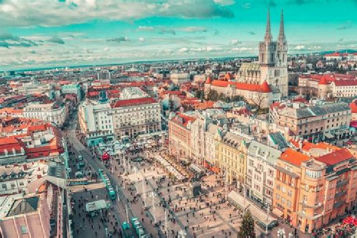 Sadie, 39 — Escort in Krosnica, Poland