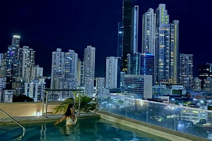 Sadie, 39 — Escort in Los Pozos, Panama