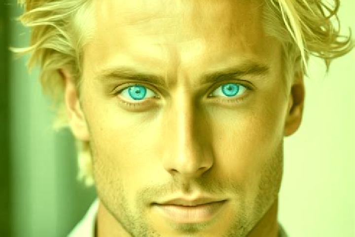 Sage, 21, a auburn blue-eyed european companion based in Valyava. Offering Couples, GFE, CIM. Available for incall and outcall, overnight bookings available.