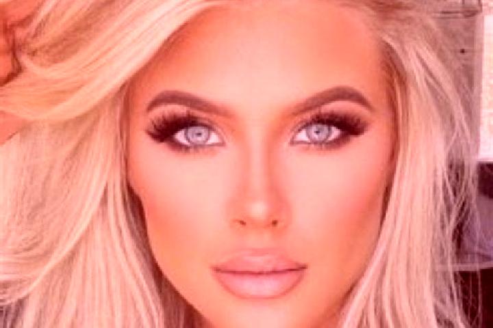 Sage, 21, a platinum blonde dark-eyed mediterranean companion based in Bergkamen. Offering CIM, Duos, BDSM, Fetish. Available for incall and outcall, overnig...