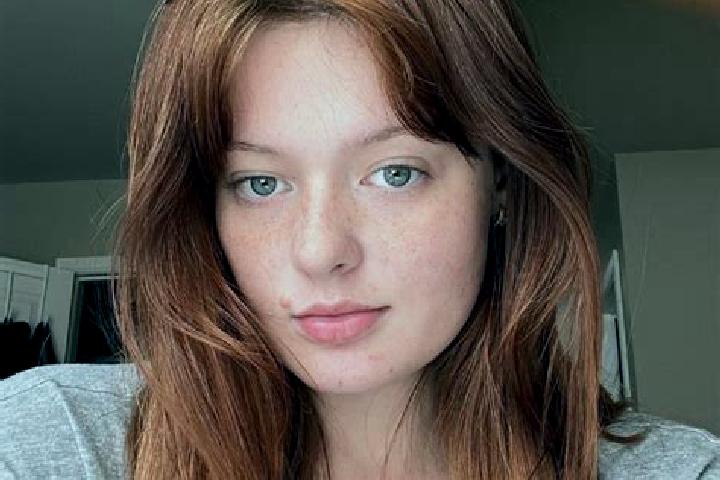 Sage, 21, a red hazel-eyed caucasian companion based in Metcalfe. Offering Deep French Kissing, A-Level, Party Girl, Tantra. Available for incall and outcall...
