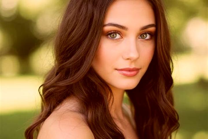Sage, 22, a brunette hazel-eyed asian companion based in Scenic Oaks. Offering Couples, Tantra, Massage. Available for incall and outcall, day and evening da...