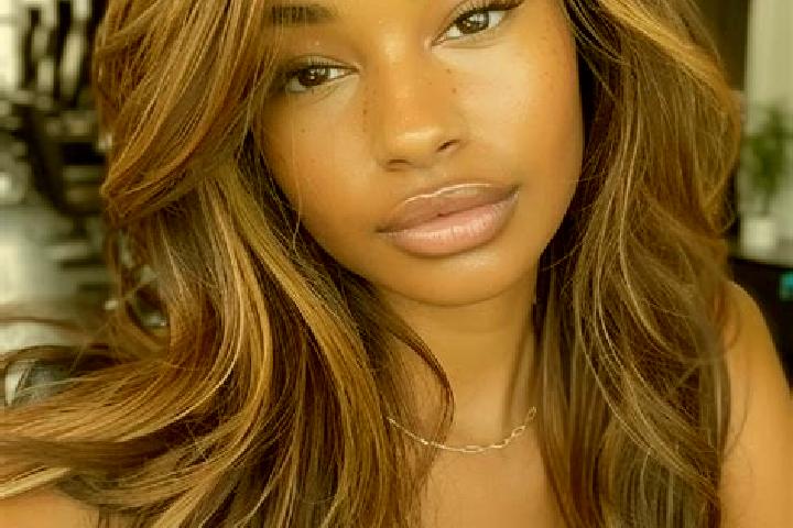 Sage, 22, a dark blonde brown-eyed caucasian companion based in Ventosa. Offering Deep French Kissing, Massage, Couples, Duos. Available for incall and outca...