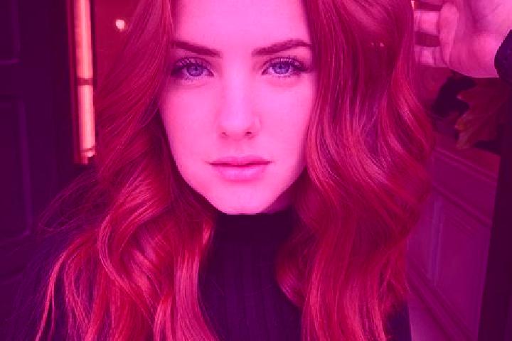 Sage, 23, a auburn blue-eyed mixed companion based in Bertrange. Offering Striptease, OWO, GFE, Erotic Massage. Available for incall and outcall, overnight b...