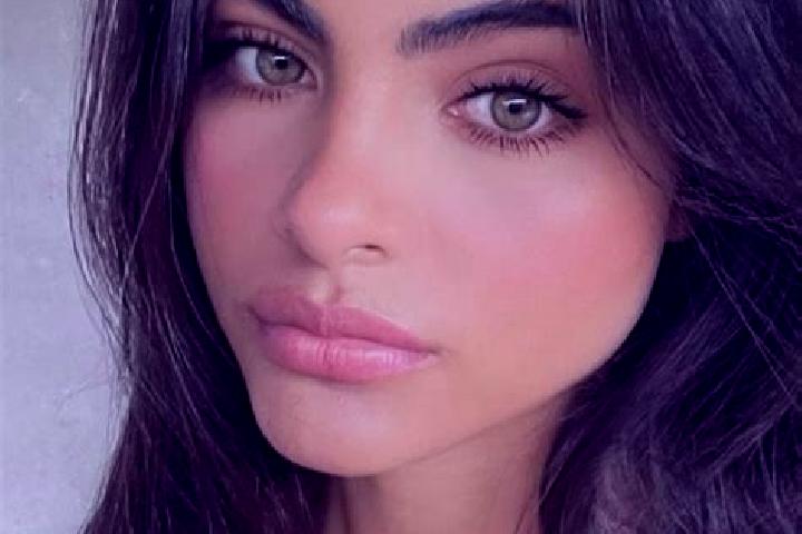 Sage, 23, a brunette green-eyed caucasian companion based in Zele. Offering Overnight, A-Level, Domination. Available for incall and outcall, overnight booki...