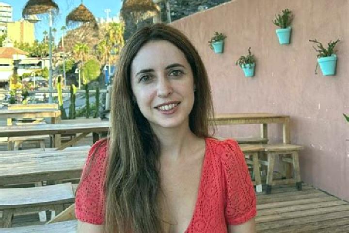 Sage, 23, a chestnut blue-eyed latina companion based in Alhaurin de la Torre. Offering Roleplay, A-Level, 69, Prostate Massage. Available for incall and out...