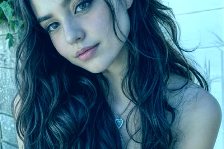 Sage, 23, a dark blonde hazel-eyed mediterranean companion based in Ridgeville. Offering Deep French Kissing, Overnight, Party Girl. Available for incall and...