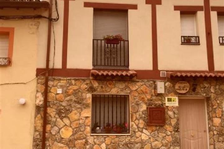 Sage, 23 — Escort in Moratilla de los Meleros, Spain