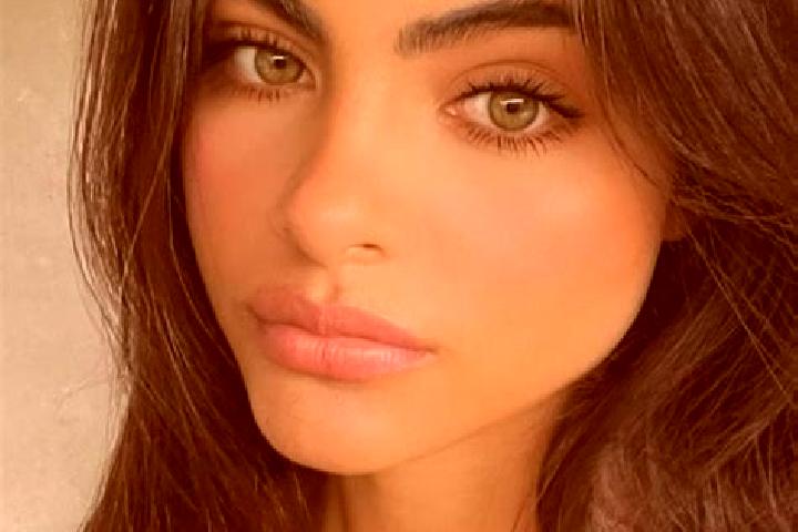 Sage, 24, a black grey-eyed indian companion based in Dila-Kouakoukro. Offering OWO, Striptease, Massage, Fetish. Available for incall and outcall, overnight...