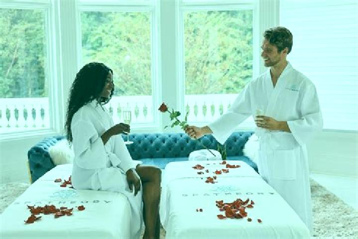 Sage, 25, a black green-eyed mixed companion based in Bethnal Green. Offering Couples, Girlfriend Experience, Massage, Dinner Date. Available for incall and ...