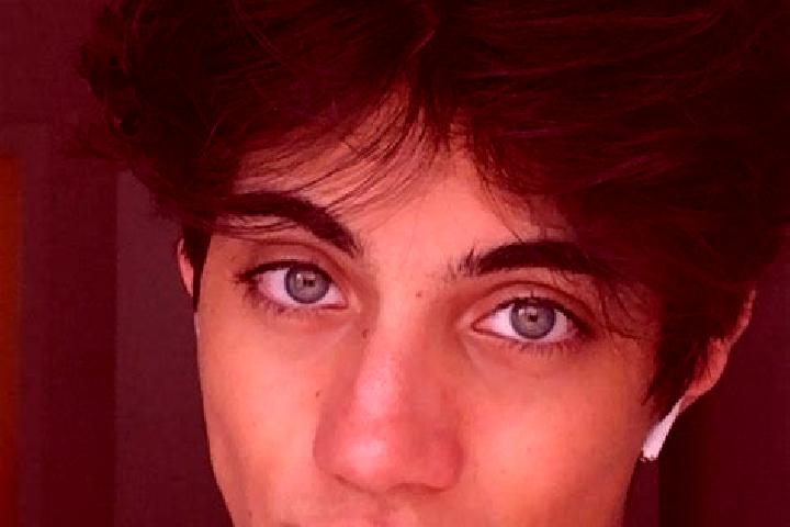 Sage, 25, a chestnut green-eyed caucasian companion based in Cibungurgardu. Offering Duos, Massage, Tantra. Available for incall and outcall, day and evening...