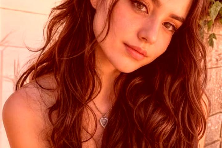 Sage, 26, a brunette hazel-eyed middle eastern companion based in Middlebush. Offering Striptease, Erotic Massage, CIM, Massage. Available for incall and out...