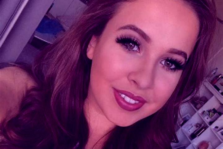 Sage, 27, a auburn brown-eyed mediterranean companion based in Ozark. Offering Prostate Massage, Travel Companion, Fetish, Dinner Date. Available for incall ...