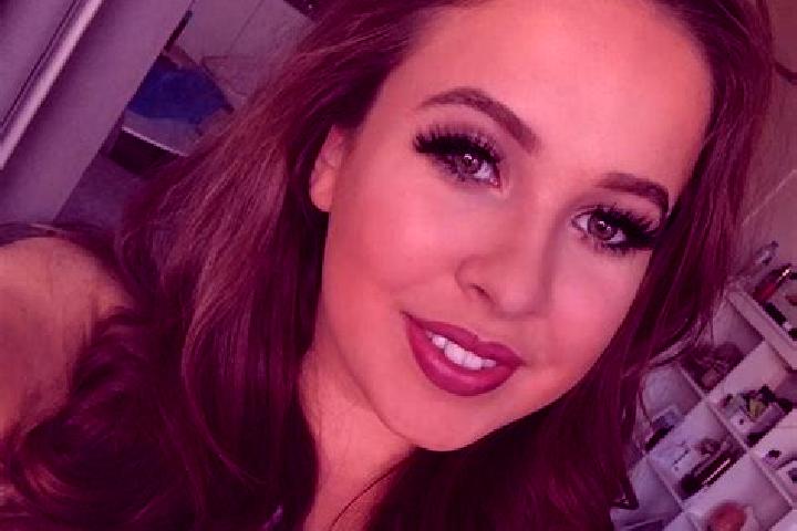 Sage, 27, a dark blonde amber-eyed slavic companion based in Dobridor. Offering 69, Massage, Erotic Massage. Available for incall and outcall, day and evenin...