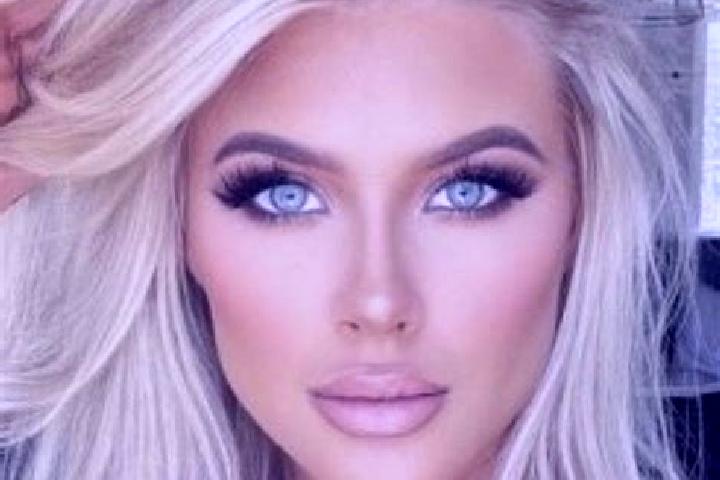 Sage, 27, a platinum blonde blue-eyed ebony companion based in Koszalin. Offering Tantra, Party Girl, Girlfriend Experience, Roleplay, Dinner Date. Available...
