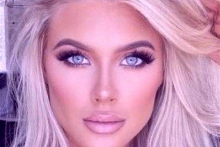 Sage, 27, a platinum blonde dark-eyed ebony companion based in Leptokarya. Offering Party Girl, Duos, Travel Companion. Available for incall and outcall, ove...