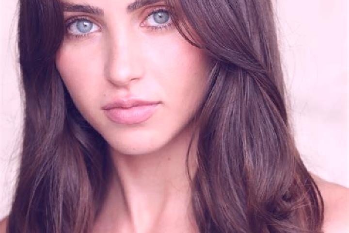 Sage, 28, a brunette dark-eyed caribbean companion based in Idi Cut. Offering Striptease, GFE, Couples. Available for incall and outcall, day and evening dates.