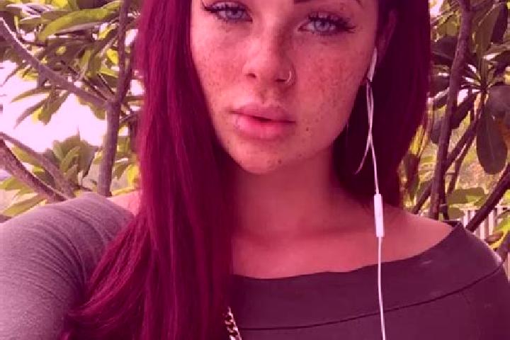 Sage, 29, a auburn green-eyed european companion based in Los Angeles de San Rafael. Offering Deep French Kissing, Fetish. Available for incall and outcall, ...