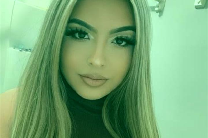 Sage, 29, a blonde amber-eyed latina companion based in Marzanello. Offering CIM, Dinner Date, Roleplay, Girlfriend Experience. Available for incall and outc...
