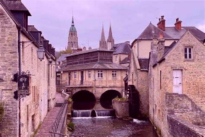 Sage, 29 — Escort in Bayeux, France