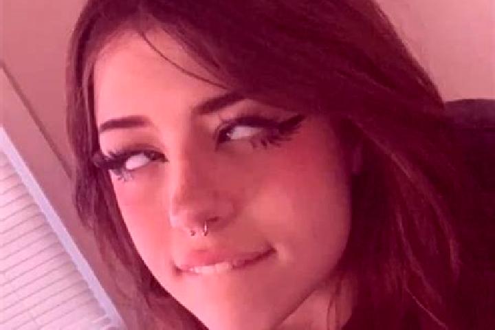 Sage, 30, a brunette grey-eyed ebony companion based in Ameluca. Offering BDSM, GFE, Party Girl, OWO. Available for incall and outcall, day and evening dates.