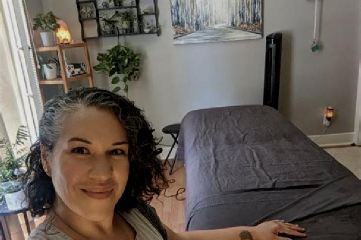 Sage, 31, a black grey-eyed european companion based in Villamanrique. Offering Overnight, Travel Companion, Erotic Massage. Available for incall and outcall...