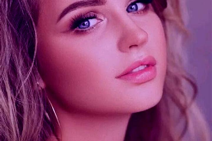 Sage, 31, a dark blonde blue-eyed ebony companion based in Buttelborn. Offering Girlfriend Experience, Dinner Date, Deep French Kissing. Available for incall...