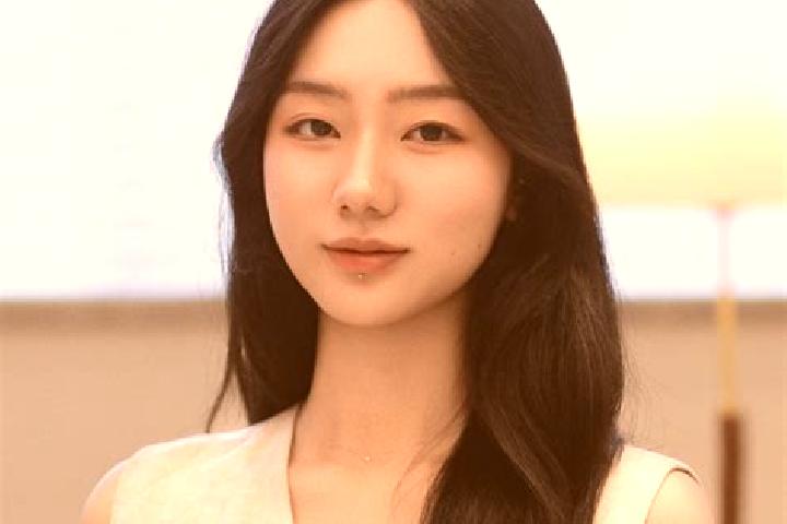 Sage, 31 — Escort in Jialu, China