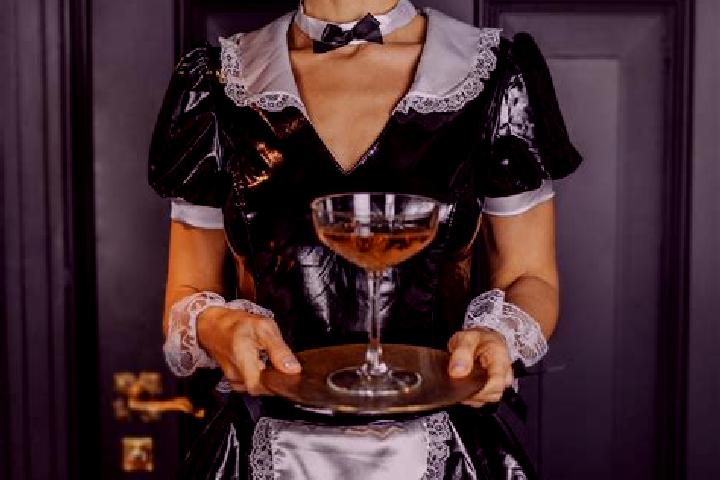 Sage, 32, a auburn amber-eyed caucasian companion based in Bamenohl. Offering BDSM, Dinner Date, A-Level, Domination. Available for incall and outcall, overn...