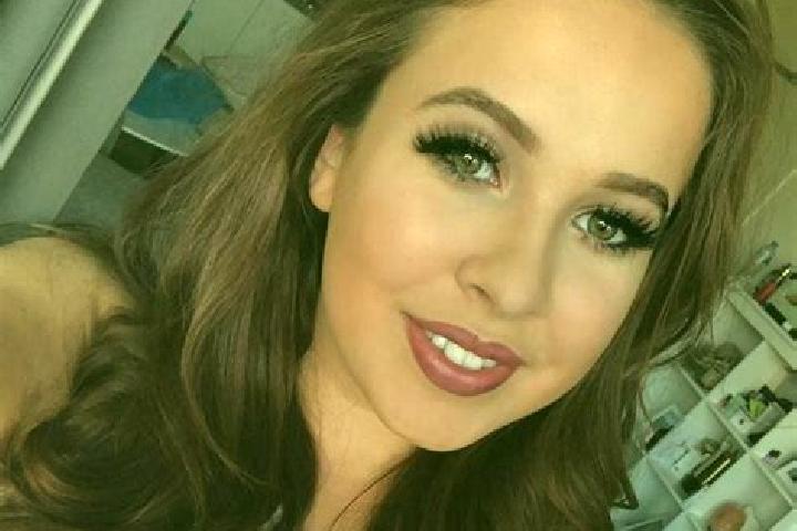Sage, 32, a brunette grey-eyed slavic companion based in Ngisidougou. Offering A-Level, Party Girl, Overnight, CIM, Prostate Massage. Available for incall an...
