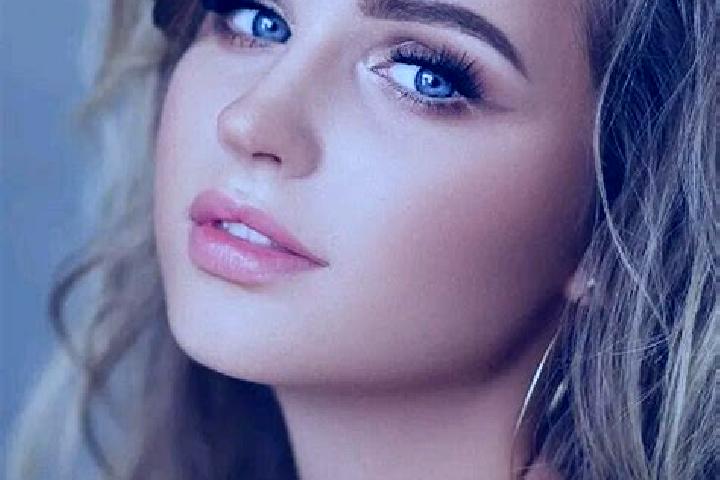 Sage, 32, a dark blonde blue-eyed caribbean companion based in Pirai do Sul. Offering Travel Companion, Massage, Prostate Massage, A-Level. Available for inc...