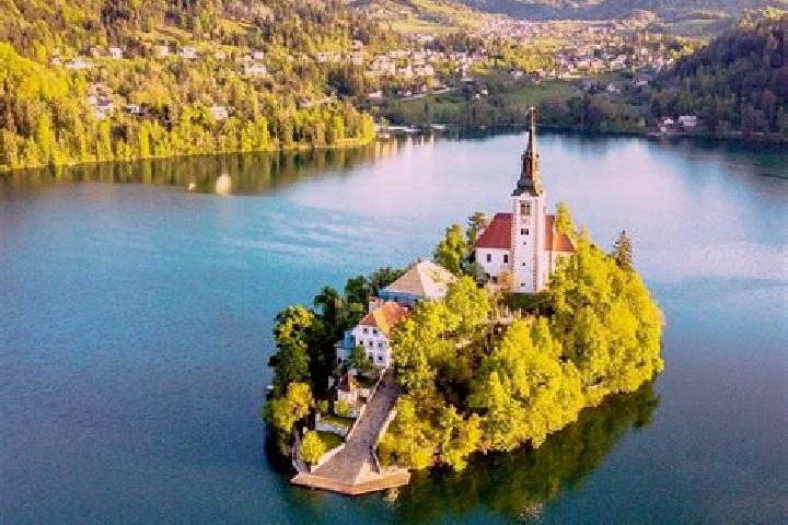 Sage, 32 — Escort in Goricane, Slovenia
