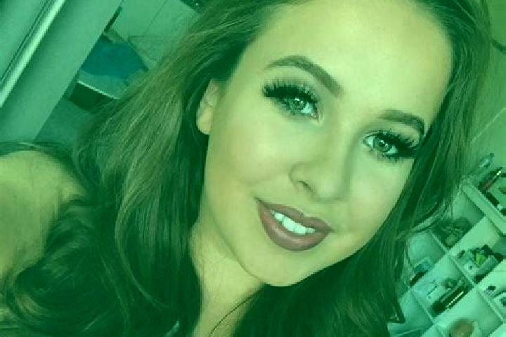 Sage, 33, a brunette grey-eyed caucasian companion based in Schenkelberg. Offering Party Girl, Dinner Date, Prostate Massage, A-Level. Available for incall a...