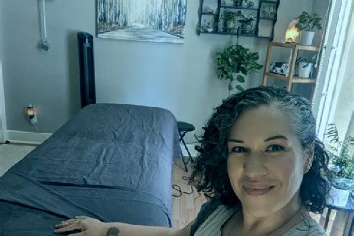 Sage, 34, a black brown-eyed mixed companion based in Williamsfield. Offering BDSM, Massage. Available for incall and outcall, day and evening dates.