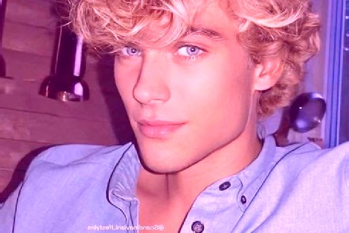 Sage, 34, a blonde blue-eyed middle eastern companion based in Gan. Offering Roleplay, Duos, Dinner Date. Available for incall and outcall, overnight booking...