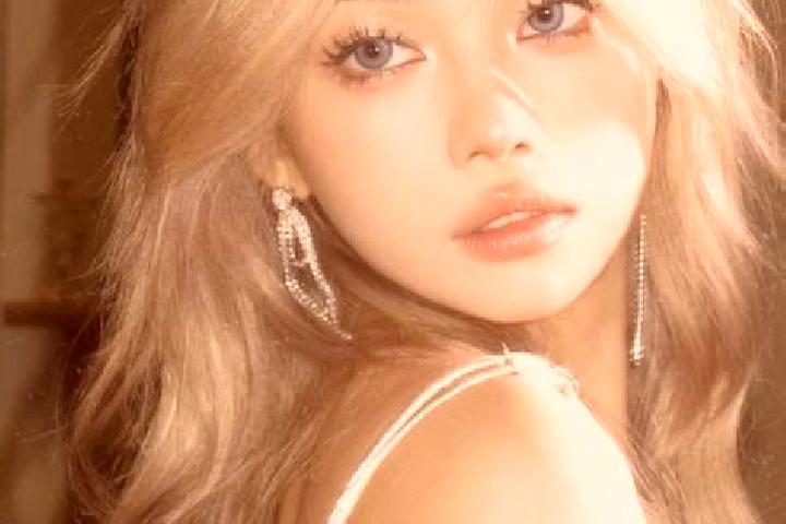 Sage, 36, a blonde amber-eyed asian companion based in Ocolis. Offering 69, Roleplay, Couples, A-Level, Dinner Date. Available for incall and outcall, overni...