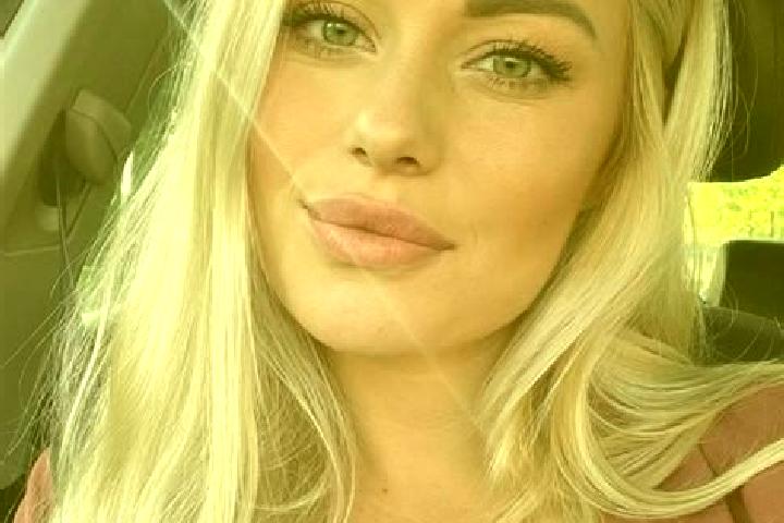 Sage, 36, a blonde hazel-eyed caucasian companion based in Konanur. Offering Girlfriend Experience, Roleplay, Striptease. Available for incall and outcall, o...