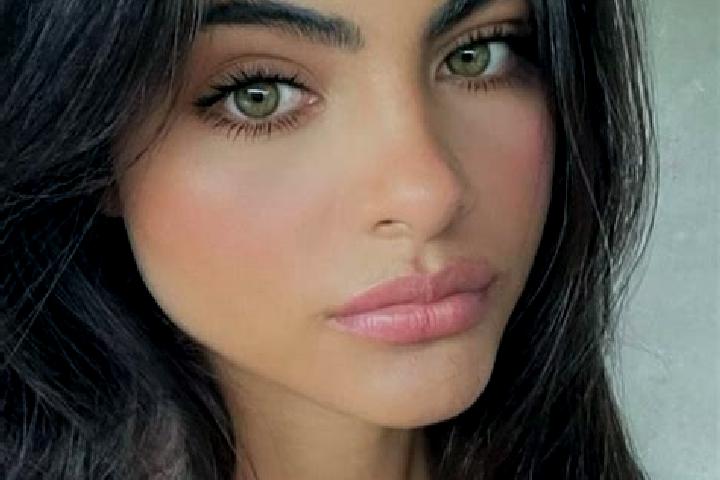 Sage, 36, a brunette brown-eyed caucasian companion based in Afeq. Offering Girlfriend Experience, Couples, Erotic Massage, Prostate Massage. Available for i...