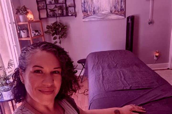 Sage, 36, a chestnut blue-eyed ebony companion based in Phillaur. Offering GFE, Massage, A-Level. Available for incall and outcall, day and evening dates.